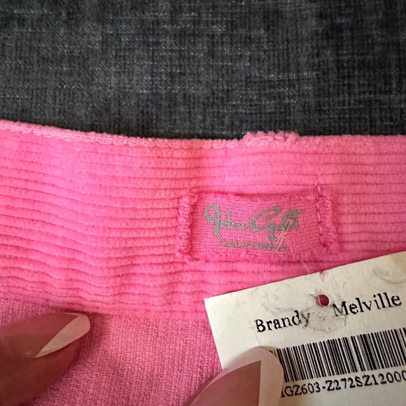 Brandy Melville Corduroy pink bubble gum mini skirt nwt - Picture 3 of 6